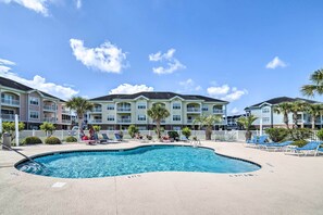 Apartment (2 Bedrooms) | Interior - 2 Mi to Ocean: Myrtle Beach Condo w/ Balcony (Myrtle Beach)