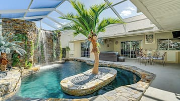 House (3 Bedrooms) | Front of property