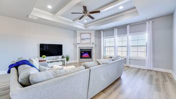 House (4 Bedrooms) | Interior