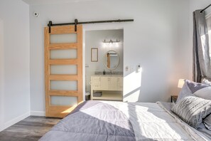 Apartment (1 Bedroom) | Interior - 4 Mi to Lake Logan: Hocking Hills Apartment (Logan)