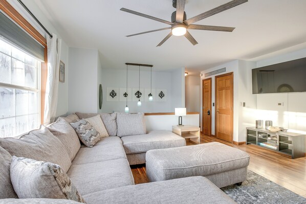 House (2 Bedrooms) | Interior