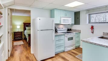 Apartment (1 Bedroom) | Interior