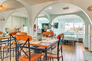 Apartment (0 Bedroom) | Interior - Steps to Beach: Bradenton Beach Condo w/ Deck (Bradenton Beach)