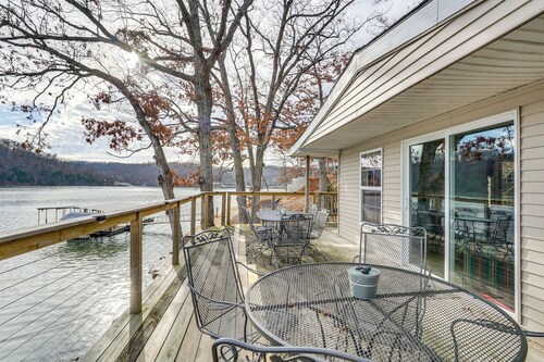 Fish & Boat on Lake of the Ozarks: Waterfront Home