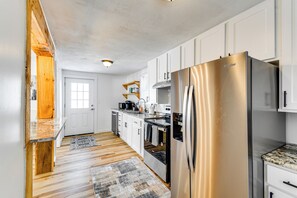 House (3 Bedrooms) | Interior - Walk to Town: Oswego River Escape w/ Marina Views (Phoenix)