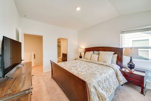 House (3 Bedrooms) | Interior - 8 Mi to Lackland Afb: Pet-friendly Home w/ Yard! (San Antonio)