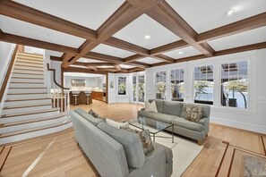 スマートテレビ、卓球台