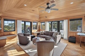 スマートテレビ、卓球台