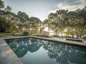 Beheizter Pool