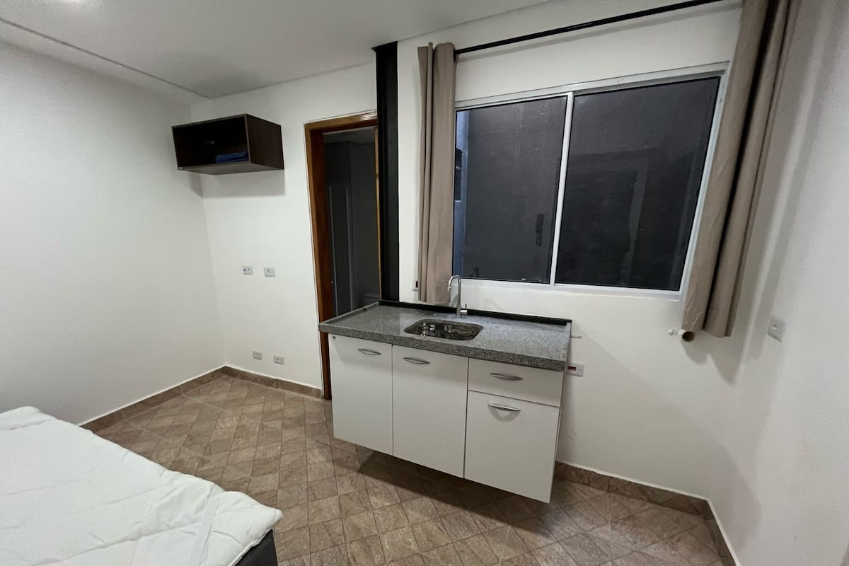 Suite básica | 1 habitación, wifi gratis y ropa de cama