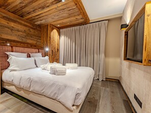 4 chambres, accès au Wi-Fi (inclus), literie fournie