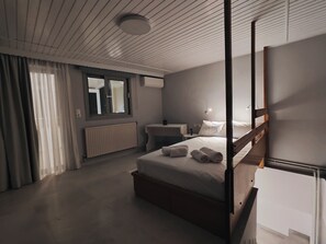 3 quartos, ferros/tábuas de passar roupa, Wi-Fi, roupa de cama