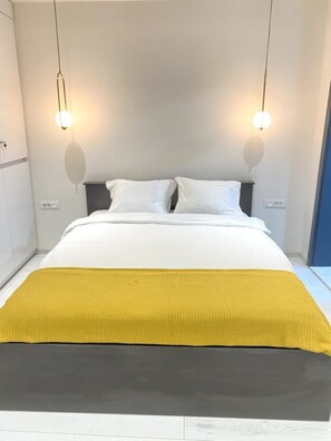 2 chambres, fer et planche à repasser, Wi-Fi, draps fournis