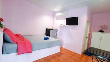 Classic Double Room | Free WiFi, bed sheets