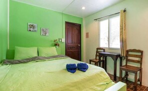 Classic Double Room, 1 Queen Bed - PRAKAI RESORT (Photharam)