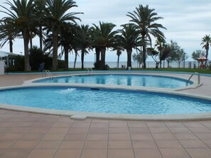 Pool - 6-Person Apartment, Beach, Roses (Roses)