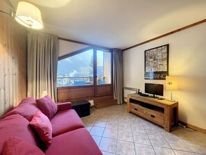 TV - Chamonix - Rental 4 pers, 41 m² (Chamonix-Mont-Blanc)