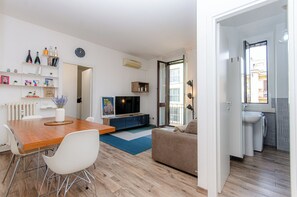 Apartment | Living area