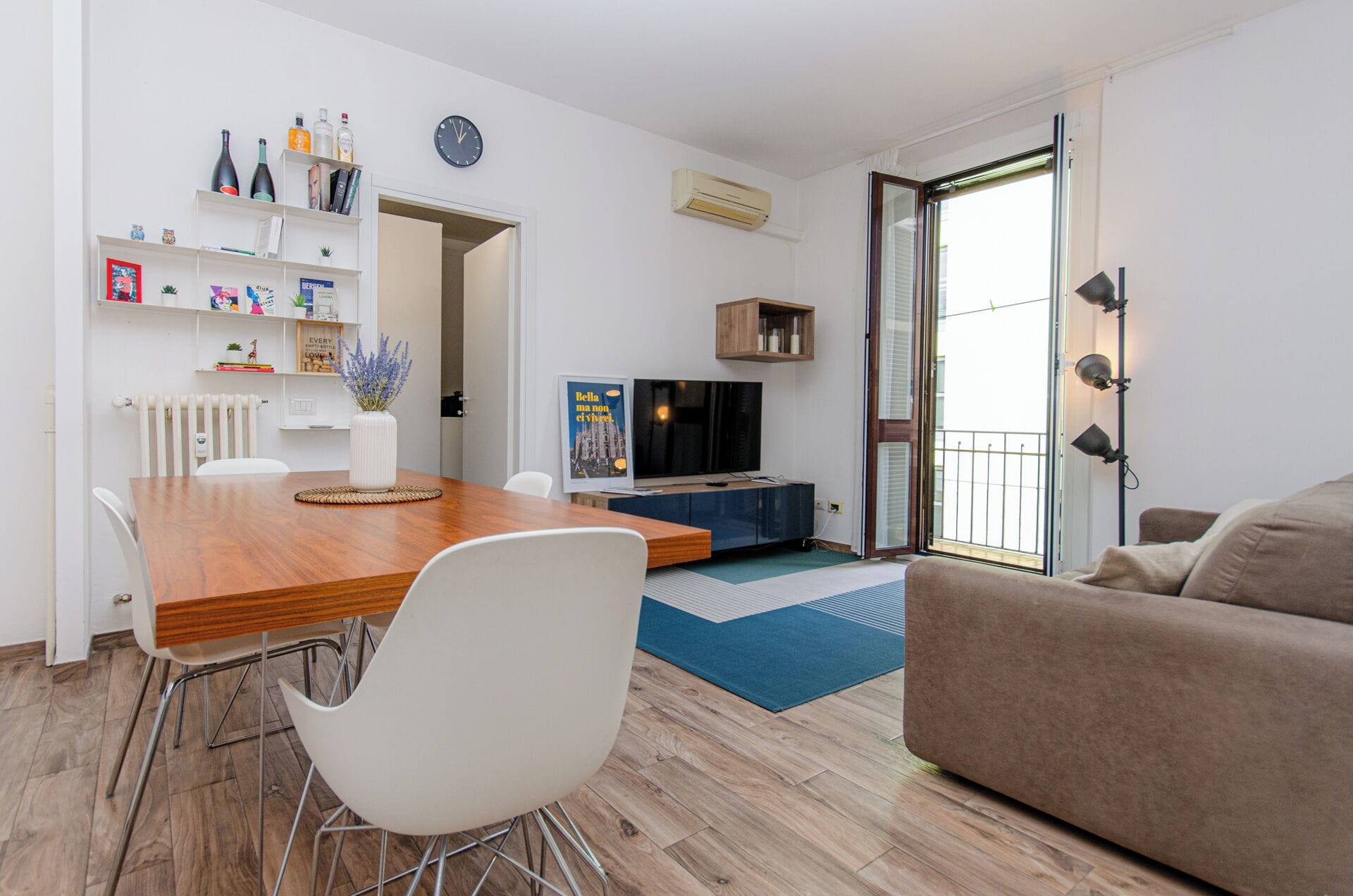 Apartment | Living area