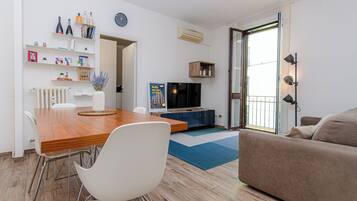 Apartment | Living area