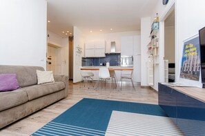 Apartment | Living area - VivimiHome-Stelvio House (Milan)