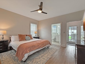 4 bedrooms, iron/ironing board, free WiFi - Brand New House In-Town Lewes! (Lewes)