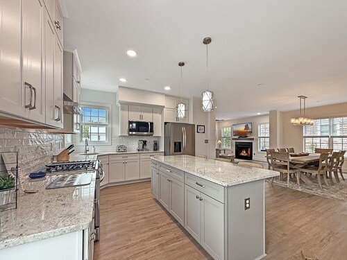 Brand New House In-Town Lewes!