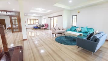 Superior Villa | Living area