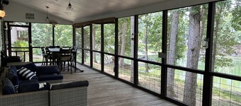 Spacious Hidden Paradise At Lake Norman 4 Bedroom Home