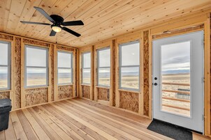 Cabin, 3 Bedrooms | Interior
