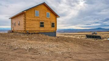 Cabin, 3 Bedrooms | Exterior