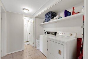 Cottage, 5 chambres | Intérieur