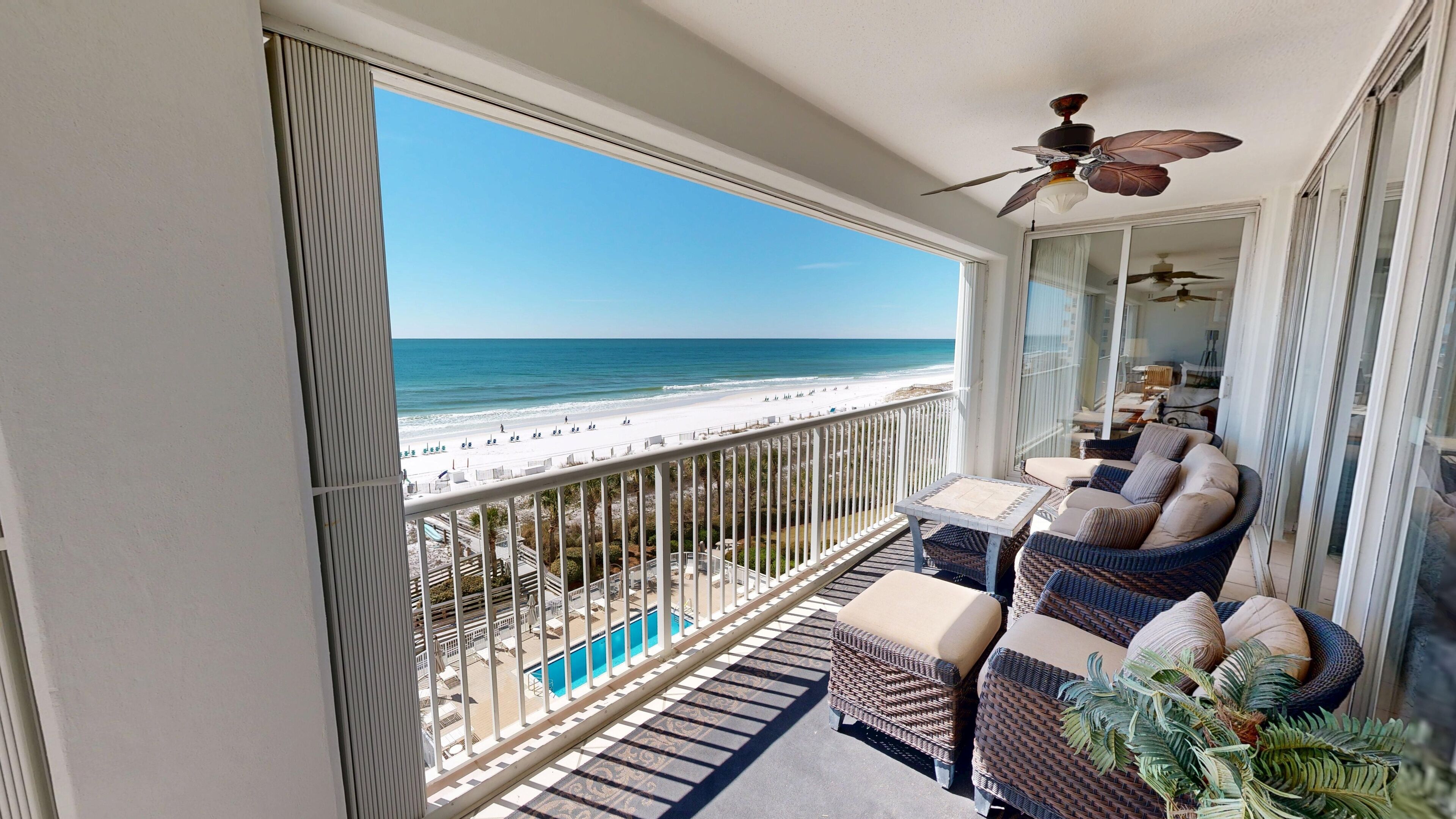 Condo, 3 Bedrooms | Property grounds