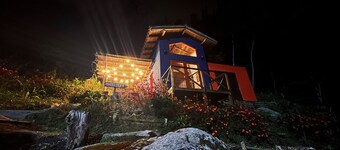 Charming cottage Montserrat in the mountains Fabulous Floridablanca with WiFi