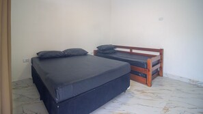 Classic Chalet | 4 bedrooms, free WiFi - Piscina Grande - 4 Suites e area Gourmet (Itanhaém)