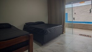 Classic Chalet | 4 bedrooms, free WiFi - Piscina Grande - 4 Suites e area Gourmet (Itanhaém)