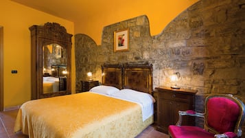 Villa, Hill View | 9 bedrooms, iron/ironing board, free WiFi