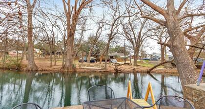 Owl Lodge I Creek access in Wimberley!