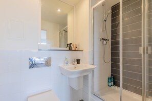 Dusche, Haartrockner