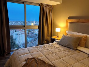 1 dormitorio, escritorio, tabla de planchar con plancha y wifi gratis