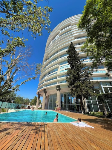 Luxurious apartment in MENDOZA with first class amenities and spectacular views 