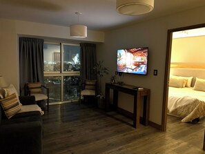 1 bedroom, desk, iron/ironing board, free WiFi