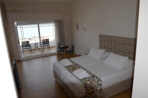 Twin Room, Balcony, Sea View | In-room safe, iron/ironing board, bed sheets - chios hotel (Chios)