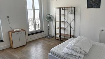 3 chambres, fer et planche Ă repasser, lit parapluie, Wi-Fi gratuit