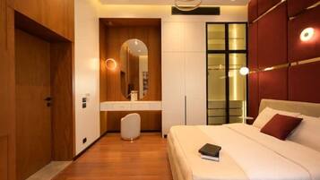 9 bedrooms, free WiFi, wheelchair access