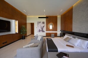 9 bedrooms, free WiFi, wheelchair access
