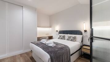 1 chambre, fer et planche à repasser, Wi-Fi gratuit, draps fournis