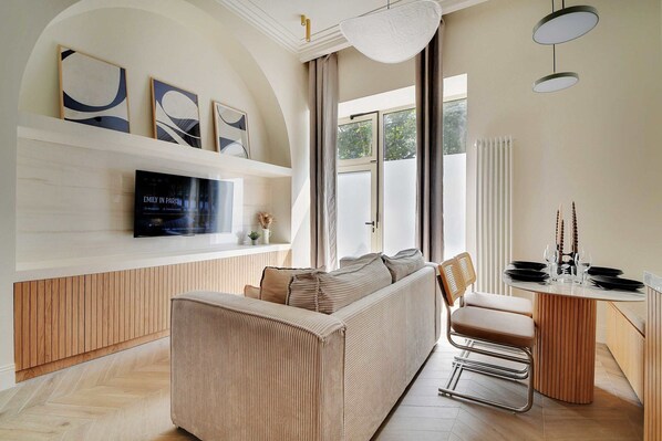 Apartment | Living area