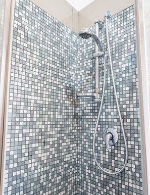 Classic Double Room, City View | Bathroom | Shower, hair dryer, towels, soap