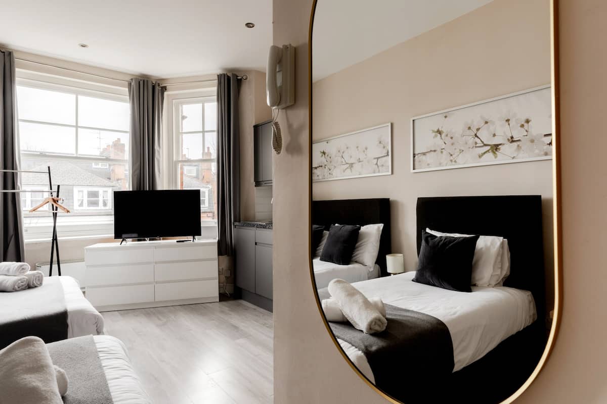 Apartment, Private Bathroom | 3 bedrooms, desk, laptop workspace, iron/ironing board